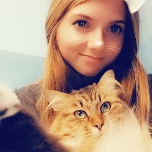 Meet your Posher, Nicole